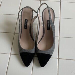 Nine West Gray and Black Pointed Slingback Pumps with Cap Toe